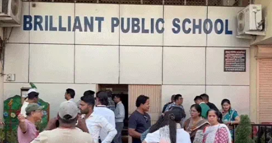बिलासपुर स्कूल विवाद: 5 बड़े खुलासे, अभिभावकों में आक्रोश