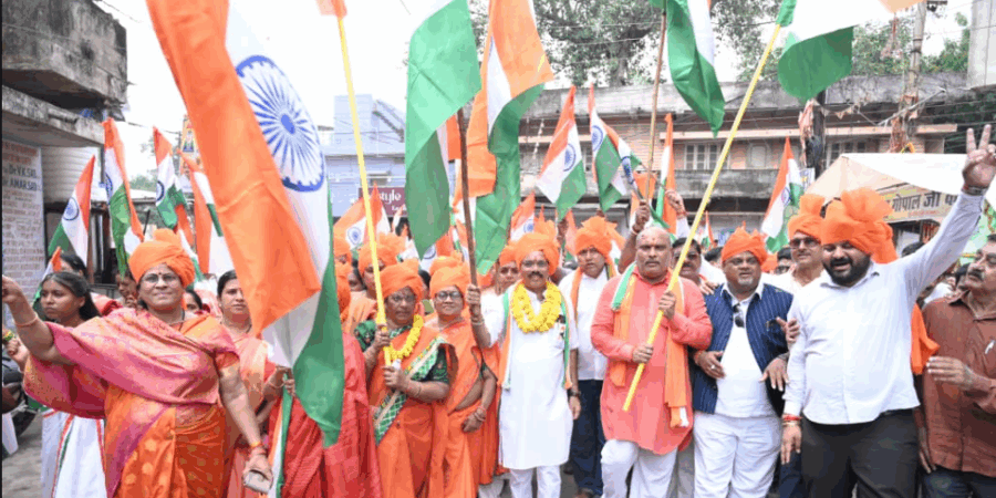 दुर्ग में निकली ऐतिहासिक तिरंगा रैली, राष्ट्रप्रेम से सराबोर हुआ शहर