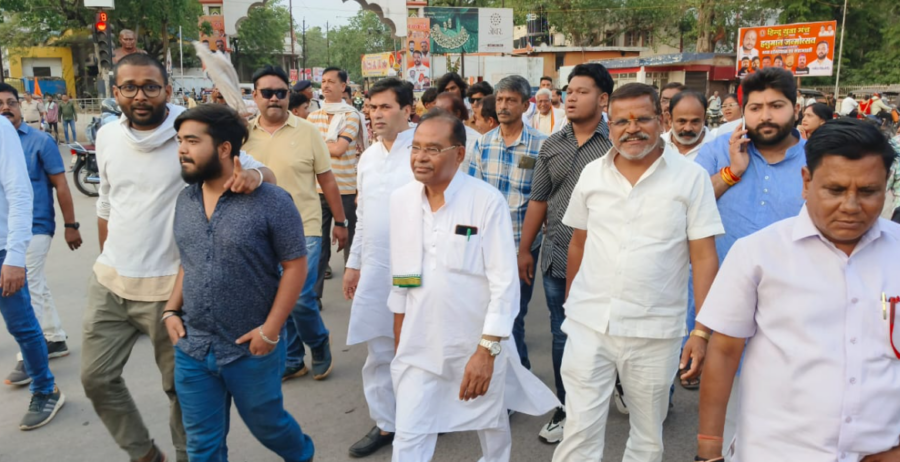 दुर्ग में मासूम के साथ दुराचार और हत्या से आक्रोश, कांग्रेस ने सीएम का किया पुतला दहन