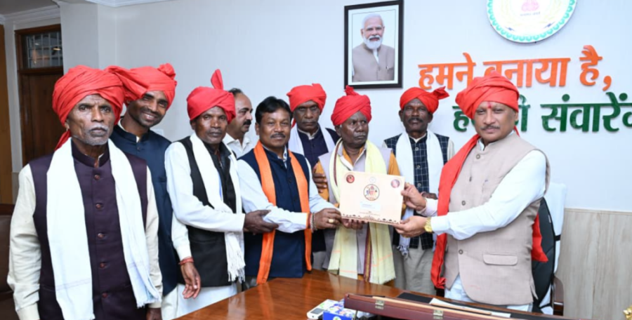मुख्यमंत्री श्री विष्णु देव साय को बस्तर दशहरा पर्व में शामिल होने का मिला आमंत्रण
