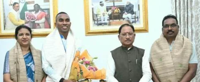 Animesh Kujur से मिले CM विष्णु देव साय, खेल प्रतिभाओं को मिलेगा बढ़ावा